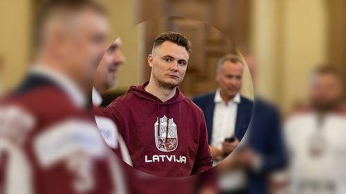 Letonii au aflat dimineața că nu mai trebuie să meargă la muncă: Parlamentul se reunise noaptea să declare sărbătoare