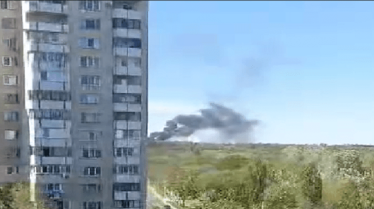 VIDEO Incendiu pe șoseaua Balcani din Capitală. Fumul dens a împânzit orașul