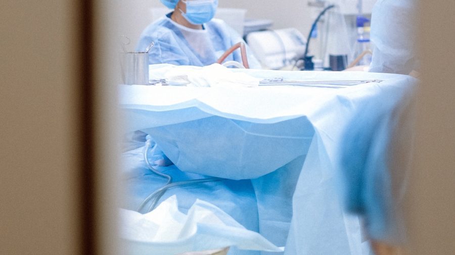 O moldoveancă nu va face copii niciodată! A fost operată în Italia și medicul din greșeală i-a înlăturat ambele ovare