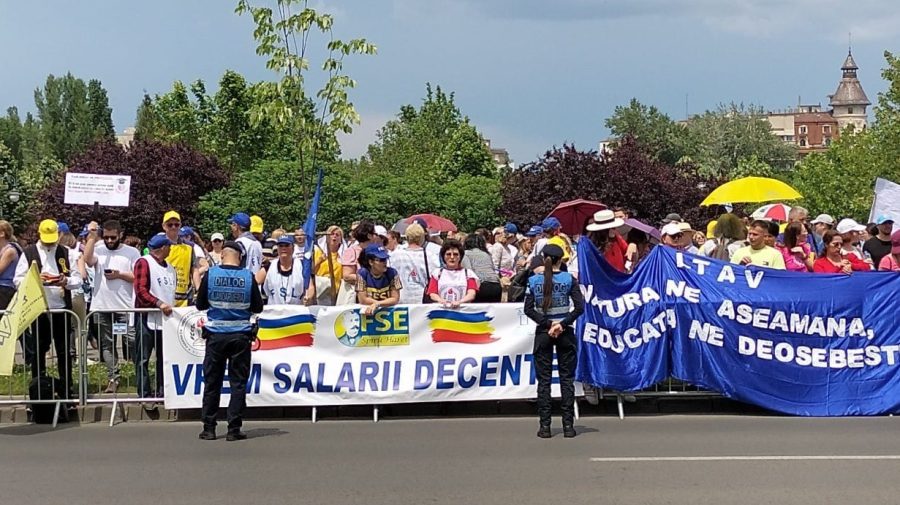 România: Greva profesorilor, continuă. Mii de angajaţi din sistem, aşteptaţi să mărşăluiască prin Capitală