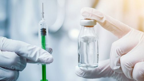 AstraZeneca recunoaște: Vaccinul său anti-Covid poate provoca tromboze