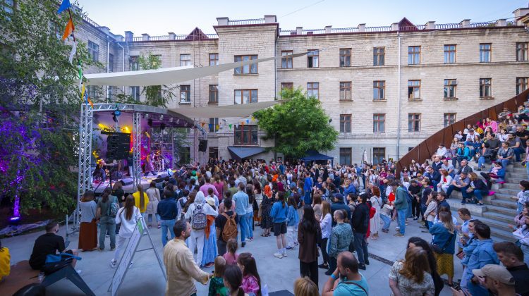 FOTO Festivalul Industriilor Creative 2023 a adunat peste 2000 creatori și iubitori de artă