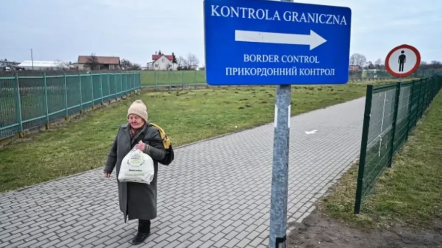 Fermierii polonezi au blocat frontiera pentru camioanele care transportau cereale ieftine din Ucraina