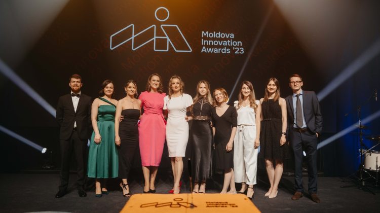 Antreprenorii din domeniile tech și creativ s-au ales cu premii. Iată cine sunt câștigătorii Moldova Innovation Awards