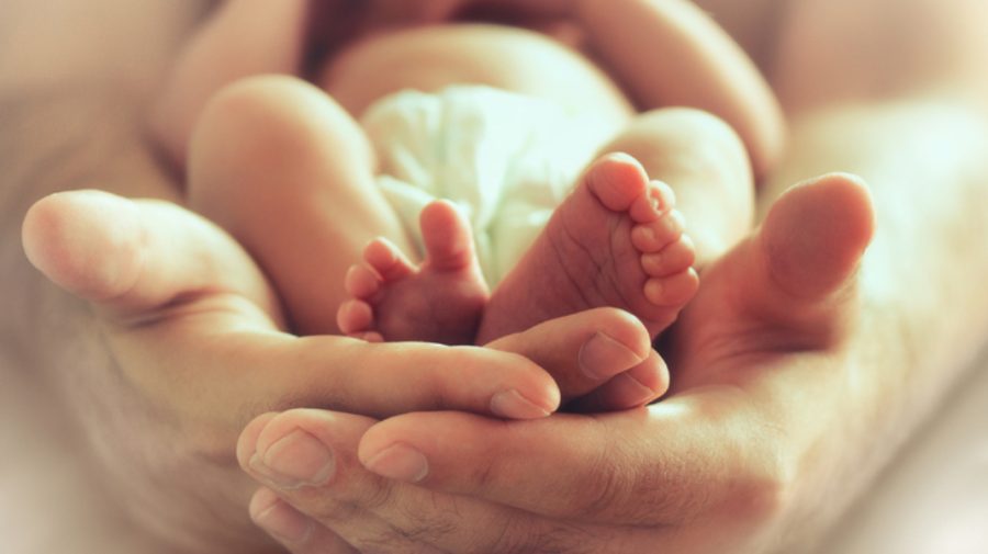 Copilași sănătoși și mămici fericite: Câți bebeluși s-au născut în condiții de prespital de la începutul anului