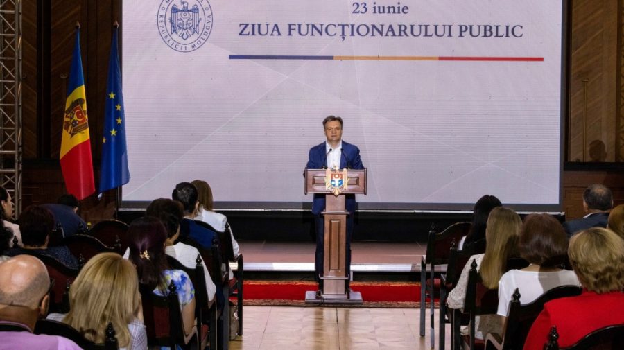 Recean către funcționarii publici: Sunt mândru de realizările pe care le obținem împreună în calea integrării europene