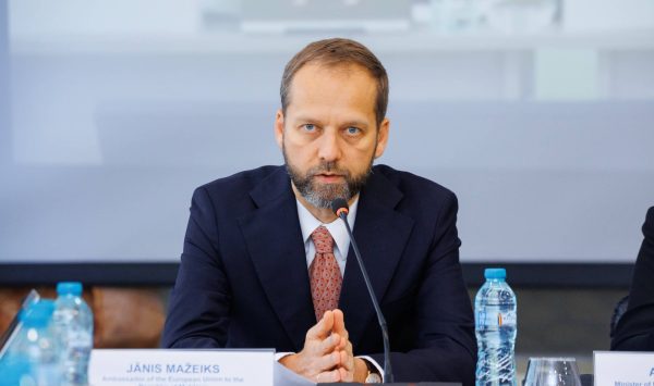 Janis Mazeiks: Moldova înregistrează progrese în implementarea celor nouă recomandări formulate de Comisia Europeană