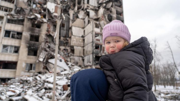 STUDIU Copilăria printre ruine – Consecințele umanitare ale conflictelor armate din orașe asupra copiilor