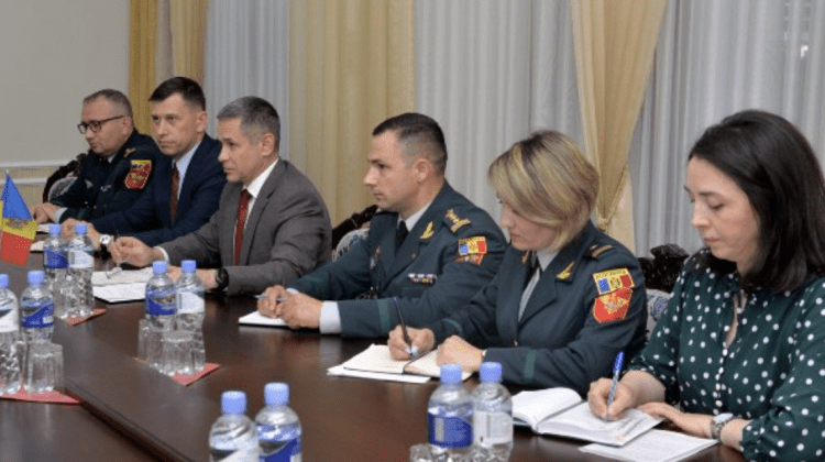 FOTO Ministrul apărării s-a întâlnit cu Asistentul adjunct al Secretarului General NATO. Despre ce au discutat