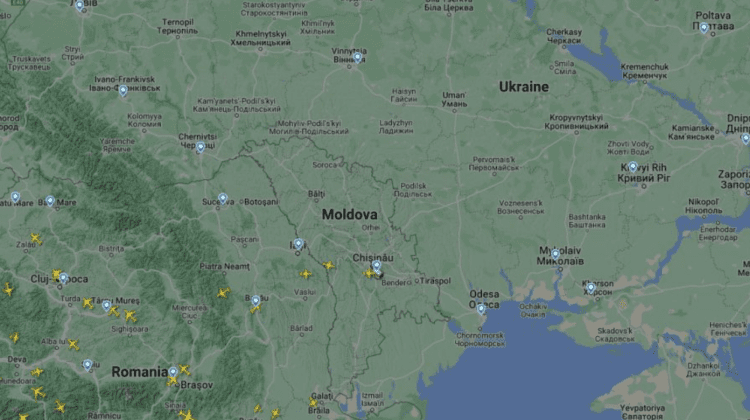 FOTO Așa ceva nu ați mai văzut! Ambuteiaje de avioane deasupra cerului Republicii Moldova