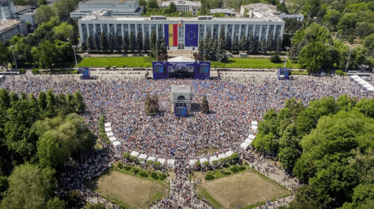 Moldova, la un an de la obținerea statutului de țară candidat pentru aderarea la UE. Mesajul președintei