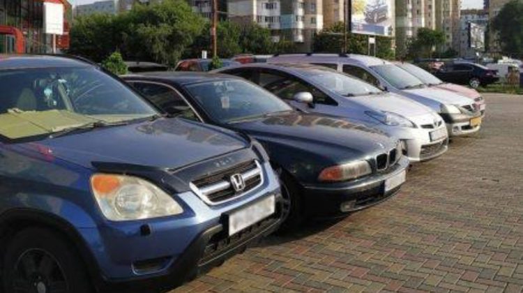 Proiect de lege controversat: Moldova intenționează să întoarcă piața auto „cu susul în jos”