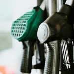 Carburanții se scumpesc din nou. Un litru de benzină depășește 32 de lei