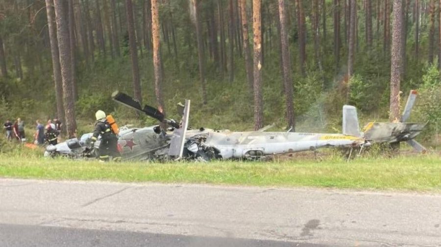 VIDEO Un elicopter militar Mi-24 s-a prăbușit în Belarus. Aeronava ar aparține Moscovei