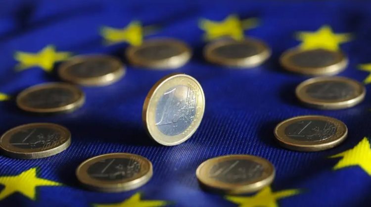 CURS VALUTAR 16 iunie: Moneda europeană câștigă teren! Se scumpește și dolarul