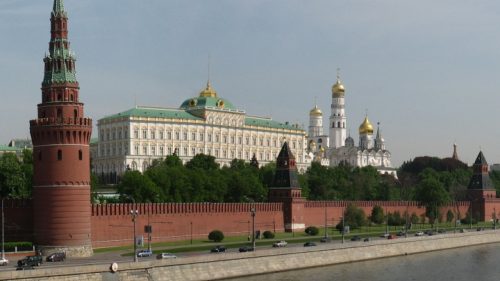Planifică ceva? Rusia somează diplomații străini să părăsească Kievul