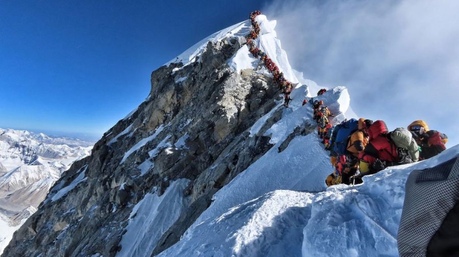 Sezonul de alpinism de anul acesta de pe Muntele Everest a fost unul dintre cele mai mortale de până acum