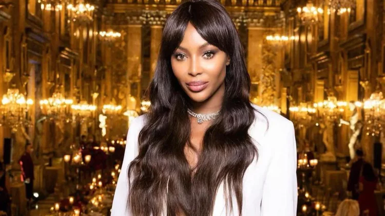 Naomi Campbell a devenit mamă pentru a doua oară. Modelul are un fiu la 53 de ani