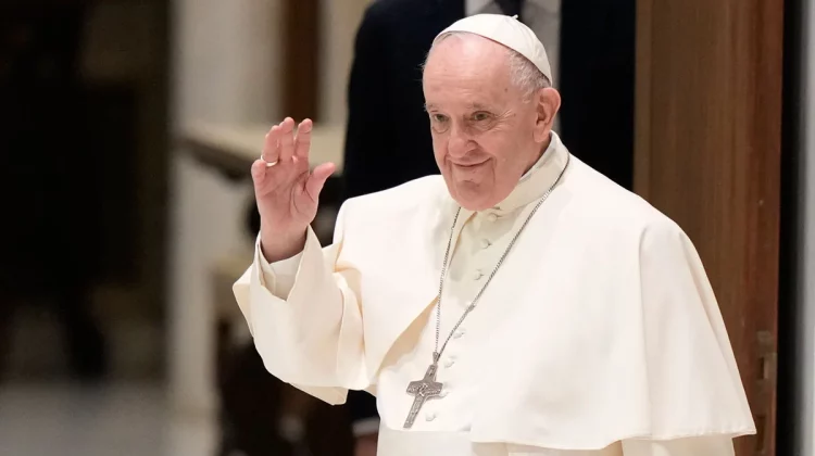 Papa Francisc începe o vizită de două zile la Marsilia, concentrată pe subiectul migrației