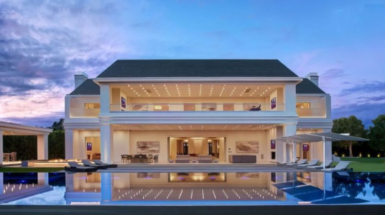 FOTO Cum arată casa de 61 de milioane de dolari cumpărată de Jennifer Lopez și Ben Affleck