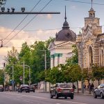 Trafic sistat pe bulevardul Ștefan cel Mare și Sfânt, în această seară, pentru antrenamentele militare
