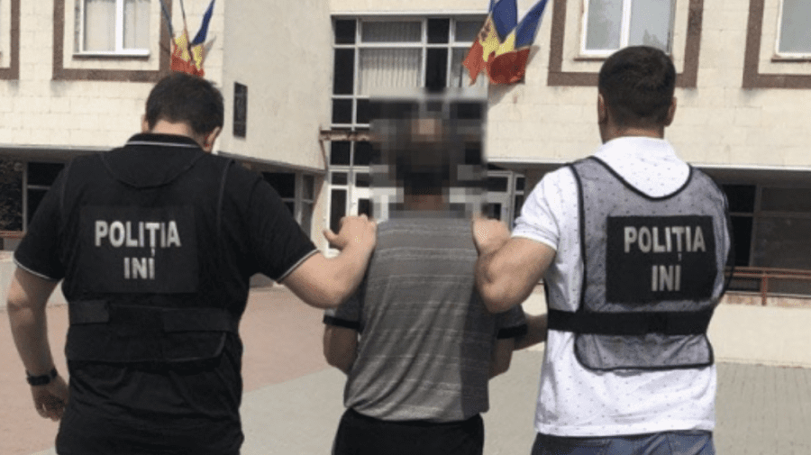 STRIGĂTOR LA CER! O minoră a fost exploatată sexual de tatăl său, care este pedagog