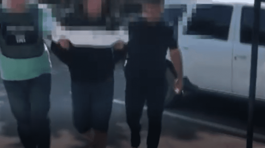 VIDEO Doi indivizi din Telenești au furat bani și au bătut un bărbat. Ce riscă