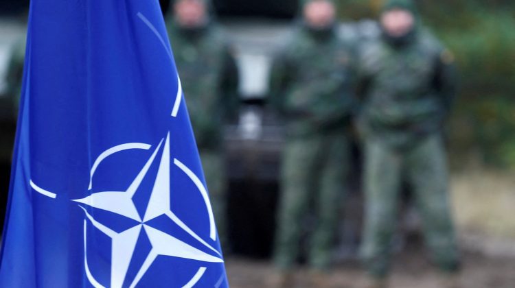 Fost oficial NATO: Aderarea Ucrainei în plin război ar putea declanșa cel de-al treilea război mondial