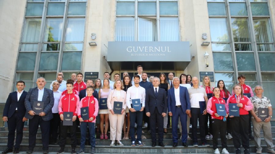 Mândrie națională! Premii în valoare de circa 1,5 mln lei pentru sportivii și antrenorii de performanță din Moldova