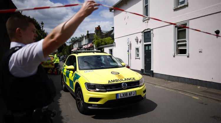 Accident în curtea unei şcoli din Londra: A doua fetiţă a decedat