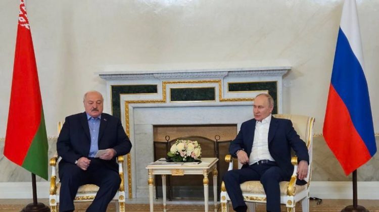 Lukaşenko către Putin, glume despre mercenarii Wagner: „Mă stresează. Îmi zic că vor să meargă în excursie în Occident”