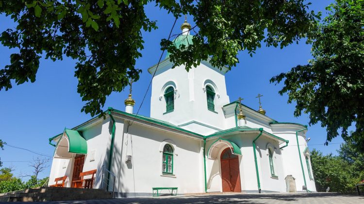 Cum a reușit biserica Măzărache să fie cruțată de războaie și mâna lui Stalin