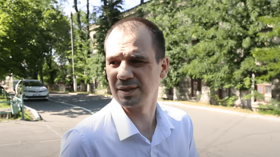 VIDEO Fondatorul „Bismobil Kitchen”, vădit schimbat, cu prima declarație după ce a fost eliberat în arest la domiciliu