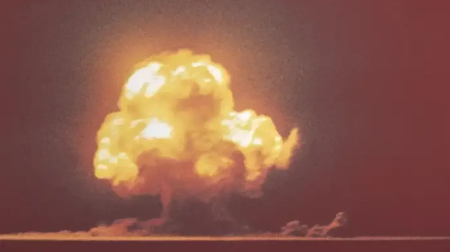 Cum a încercat armata SUA să ascundă primul test nuclear al lui Oppenheimer? A fost „îngropat” în paginile ziarelor