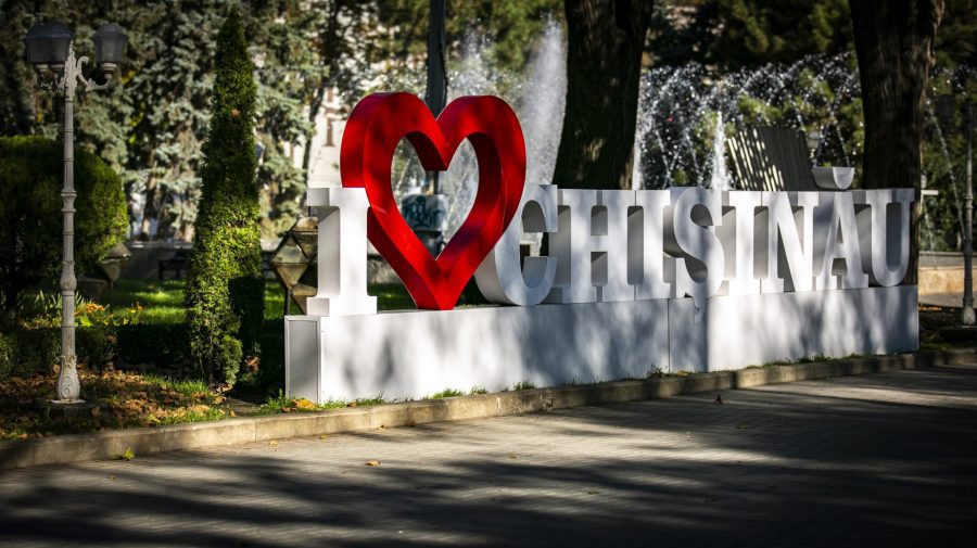 Astăzi se împlinesc 587 de ani de la prima mențiune a orașului. La mulți ani, Chișinău!