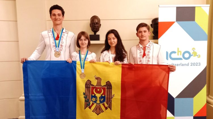 FOTO Moldova a obținut două medalii de bronz și o mențiune la Olimpiada Internațională de Chimie din Elveția