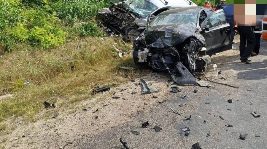 FOTO/VIDEO Accident grav la Drochia: O persoană a decedat, alte trei sunt rănite