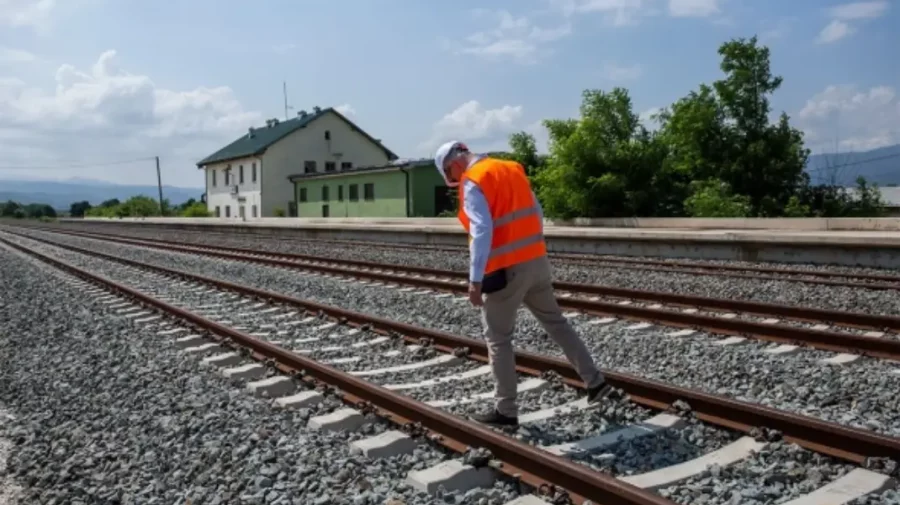 Spionii reținuți în Polonia voiau să arunce în aer un tren cu arme pentru Ucraina și să saboteze relațiile între țări