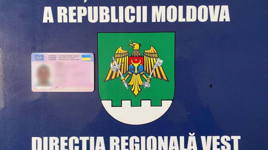Un șofer din Ucraina, depistat cu permis de conducere falsificat, la Sculeni. A recunoscut că l-a cumpărat