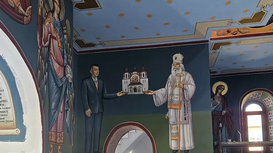 STOP CADRU „Sfântul” primar, pictat pe pereții bisericii. Caz adevărat în țara vecină!