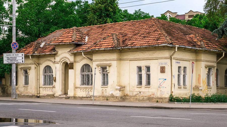 Încă o cărămidă, pusă Centrului Cultural „Eugen Doga”. Clădirea și terenul urmează să fie transmise Primăriei