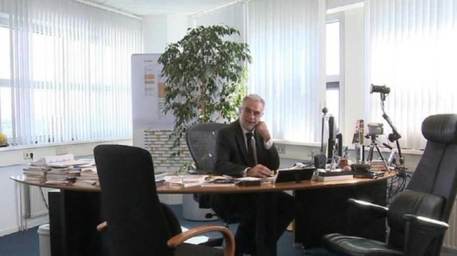 Fost procuror al Curții Penale Internaționale, suspectat de corupție și viol, face jocurile lui Putin