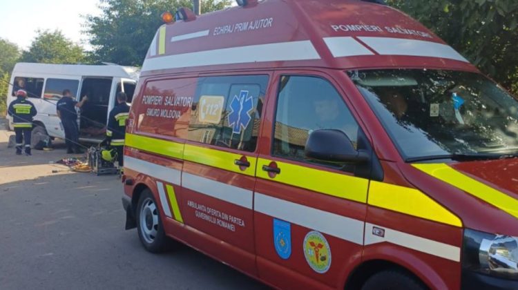 Cinci ambulanțe au intervenit după accidentul de la Cahul: Un pacient, preluat de terapia intensivă mobilă