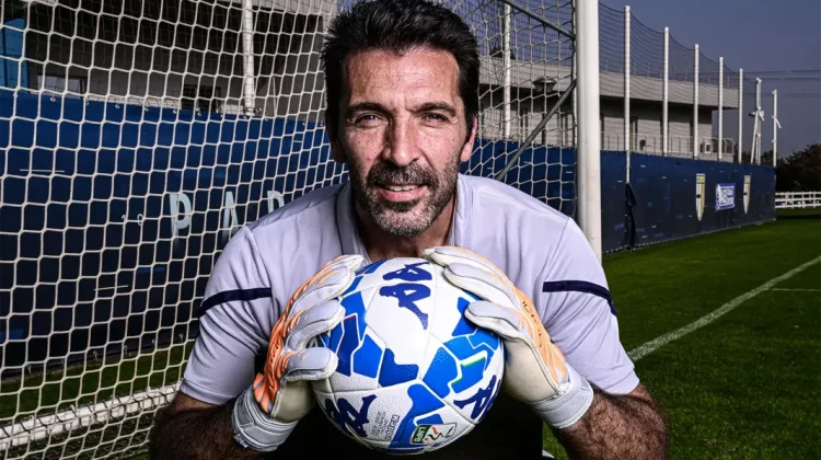 Se încheie o eră! Portarul legendar Gianluigi Buffon și-a anunțat retragerea, dar nu dispare. Ce funcție i se oferă?