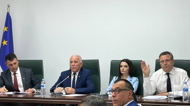 DOC A 7-a încercare de a vota Comitetul Executiv al Găgăuziei. Candidații Evgheniei Guțul au promovat testul lingvistic