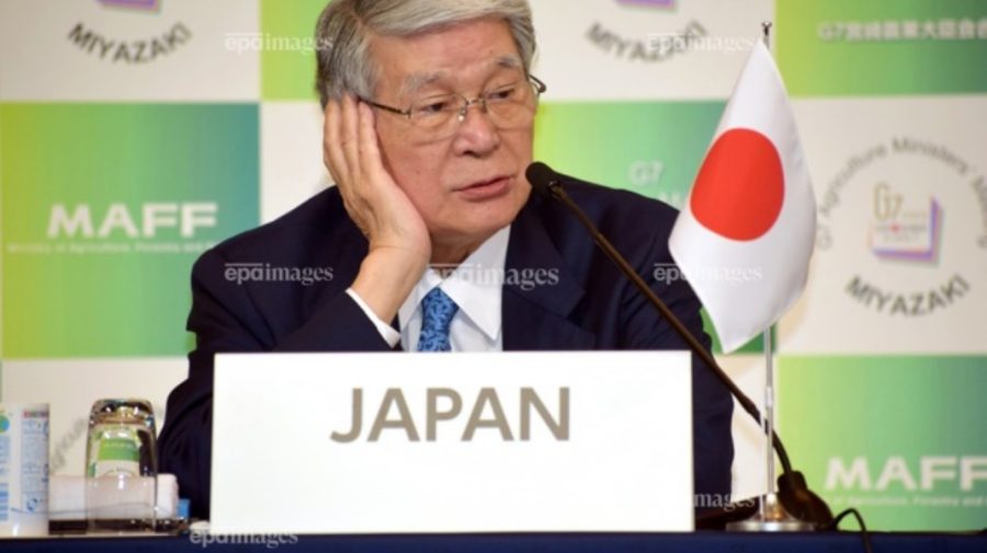 STOP CADRU Ministrul pentru pescuit din Japonia s-a dat de gol că apa tratată de la Fukushima este radioactivă