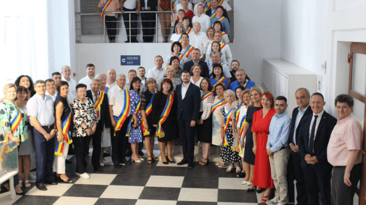 Primarii din Moldova, în ședință! S-au plâns pe salarizarea precară, politica de cadre, reforma APL