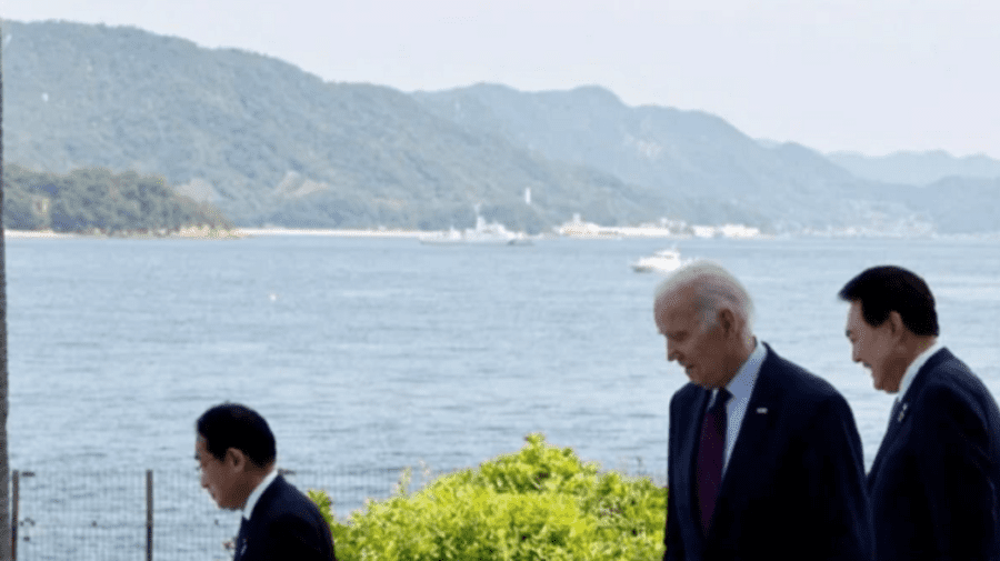 „Vă puteţi decolora părul cât vreţi, dar nu veţi fi niciodată occidentali”. China, iritată de SUA-Japonia-Coreea de Sud