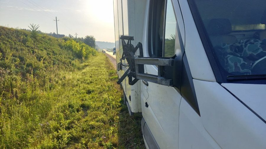Tragedie la Călărași. Un biciclist de 47 de ani a decedat după ce a fost lovit de oglinda unei mașini