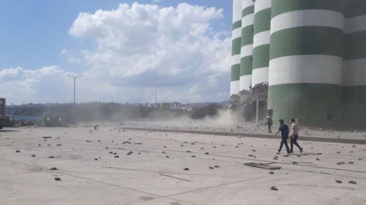 Cel puţin 10 oameni au fost răniţi în urma explozie din apropierea portului Derince